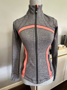 Lululemon Define Full Zip Jacket Heather Gray & Apricot Size 4